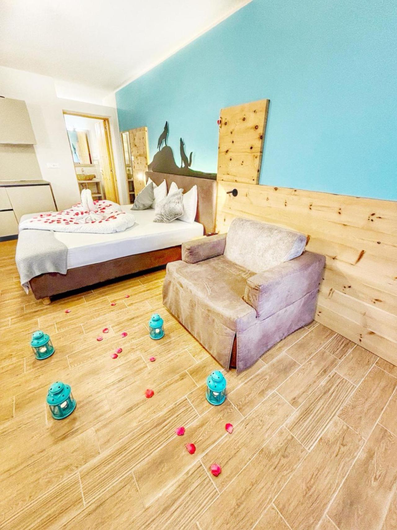 Chalet Torcel Affittacamere San Lorenzo Dorsino Eksteriør billede