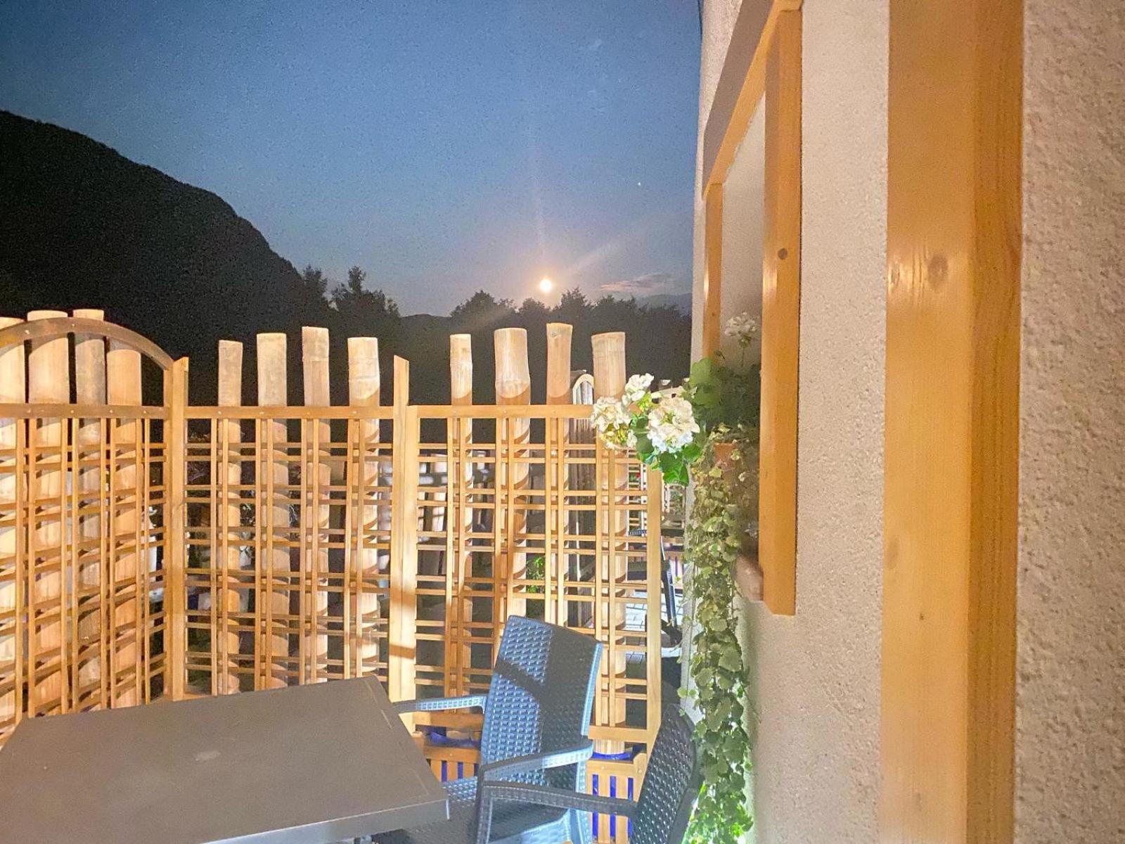 Chalet Torcel Affittacamere San Lorenzo Dorsino Eksteriør billede